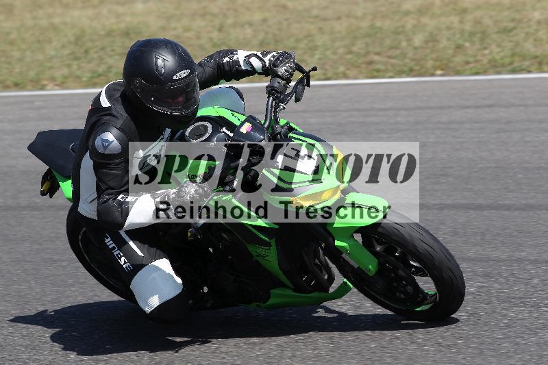 Archiv-2022/40 18.07.2022 Plüss Moto Sport ADR/Einsteiger/13